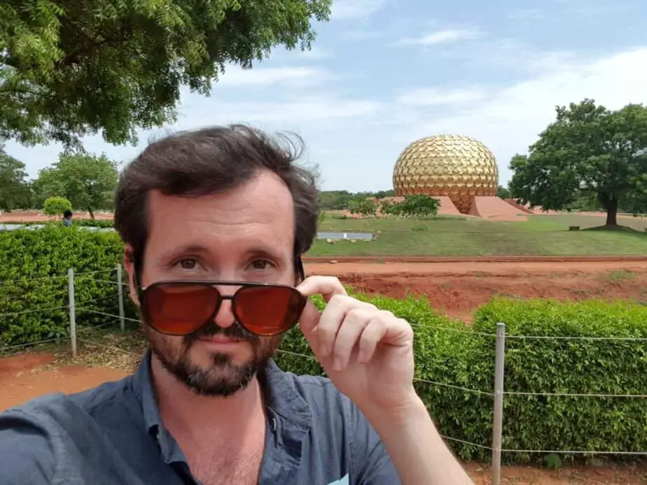 Selfie matrimandir best time auroville