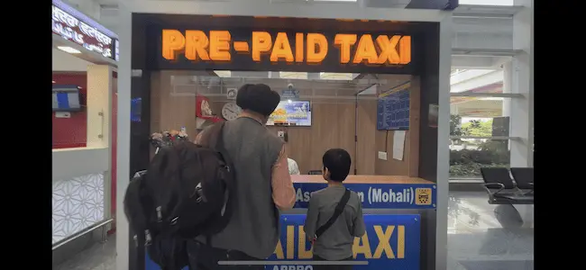 pre paid taxi stand delhi airport