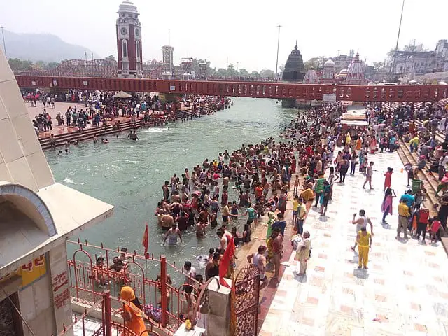 Haridwar_Ganga_2017 pilgrims 