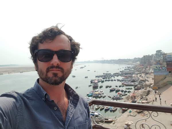 workation-delhi-selfie-varanasi-ganges