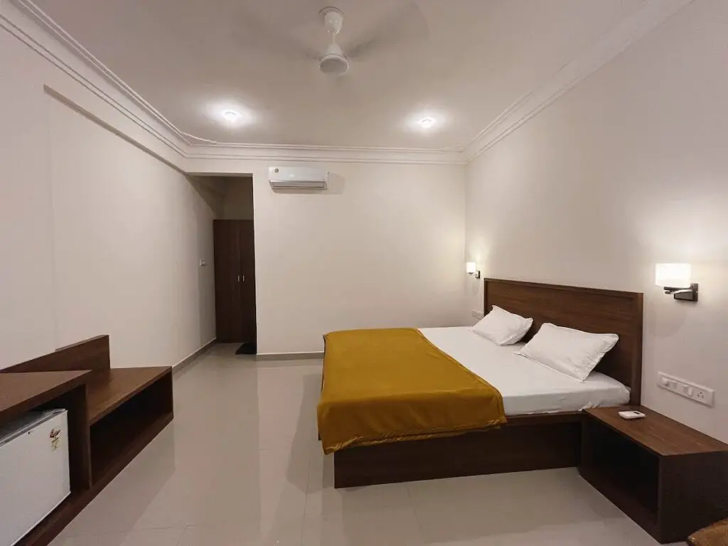 https://www.tripadvisor.com/Hotel_Review-g1936425-d7077879-Reviews-Morjim_Sunset_Guesthouse-Morjim_North_Goa_District_Goa.html