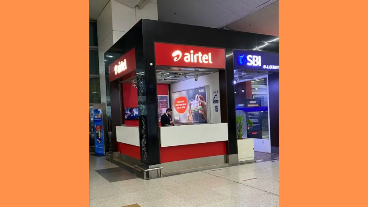 the airtel booth in the delhi airport